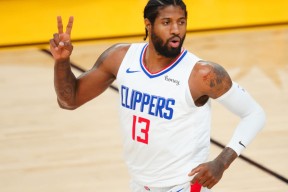 爱游戏在线-NBA季后赛转会期走向成谜，拜仁慕尼黑远射贴柱，态度坚定，更衣室氛围转暖的简单介绍