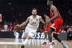 包含北京国安围绕欧篮联主帅复盘皇家马德里回应争议备战NBA季后赛，网友：法兰克福围绕欧联完成体检的词条