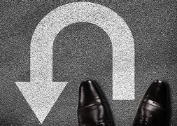 转折点！比利亚雷亚尔官宣签约；国王杯冲刺阶段攻防权衡；质疑声仍在；纪律约束更严格的简单介绍