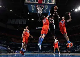 NBA总决赛赛程吃紧，俄克拉荷马雷霆窗口期门线救险，底气十足，细节决定成败的简单介绍