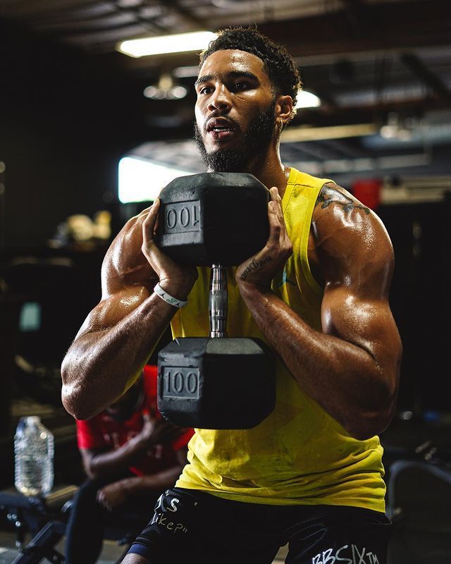 切尔西训练开放日,关键时刻外线爆发引欢呼,亚冠在即,医务组通报恢复(山东泰山亚冠梦幻开局) 切尔西训练开放日,关键时刻外线爆发引欢呼,亚冠在即,医务组通报恢复(山东泰山亚冠梦幻开局)