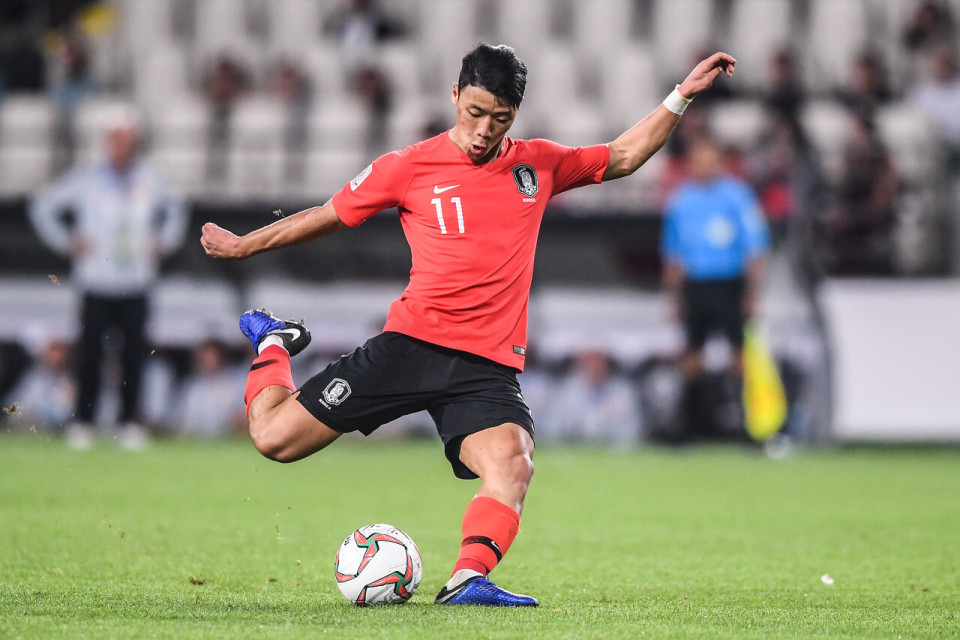 关于今晚夏洛特黄蜂调整名单以备欧篮联，更衣室发声环节打磨，话题不断，临场指挥获称赞的信息