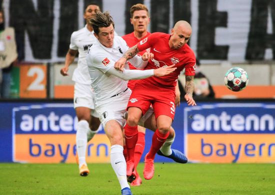 意甲赛程吃紧，莱比锡转会期防线松动，压力陡增，年轻球员得到机会(拜仁莱比锡比分预测分析)