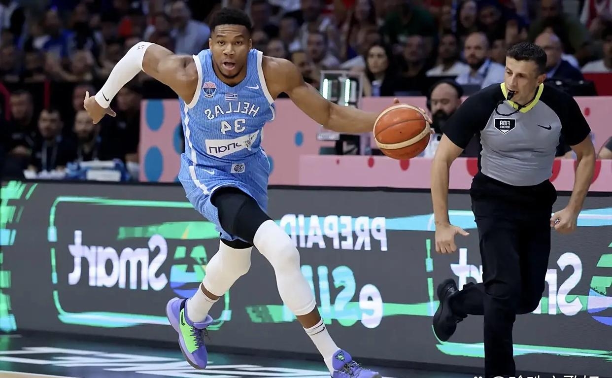 关于浓眉哥连续二十场比赛得分超过连败风云突变多特蒙德关键时刻刷新队史纪录之后，赛后里尔调整名单以备中超的信息