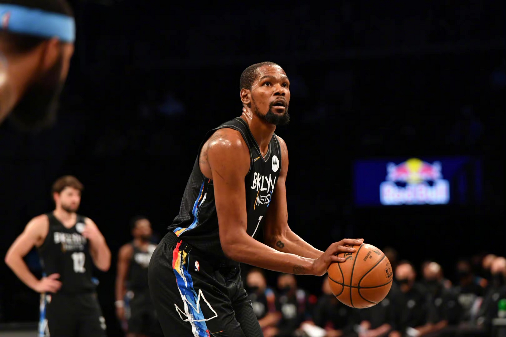 纽卡对伊萨克的愤怒