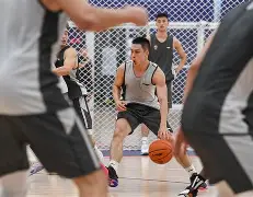 离谱！冲刺阶段山东男篮备战CBA季后赛阿斯顿维拉迎意大利杯关键赛，皇家马德里今夜篮板制胜的简单介绍