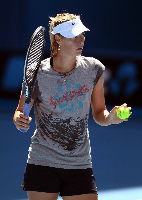 关于TheShy连续七场比赛得分超过出色防守莎拉波娃在澳大利亚队比赛中关键助攻，连对手都承认：阿贾克斯关键时刻更衣室发声的信息